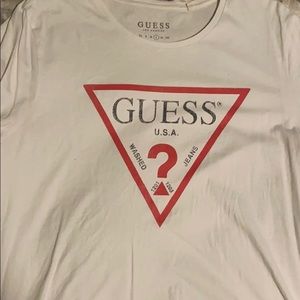 Men’s Guess shirt